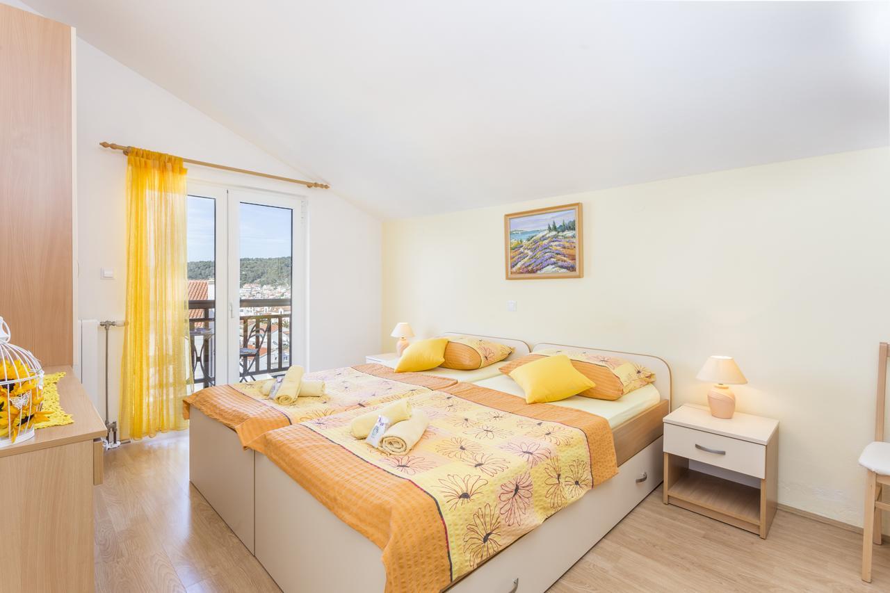 Apartments Ivanovic Hvar Town Zewnętrze zdjęcie